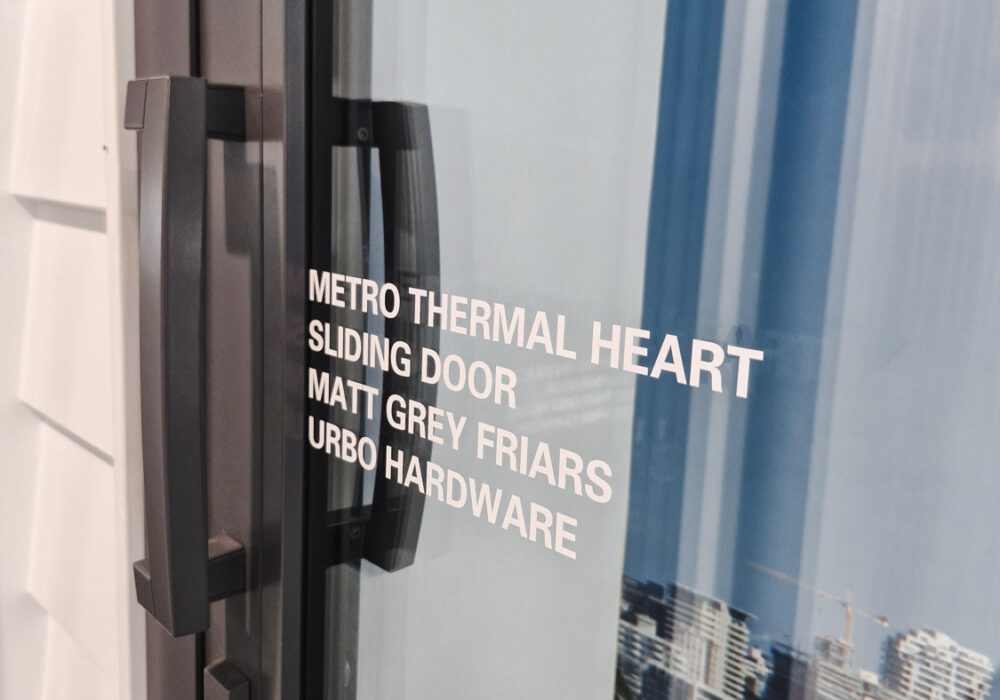 Metro Thermal Heart Sliding door