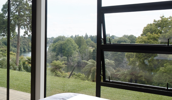 aluminium awning window